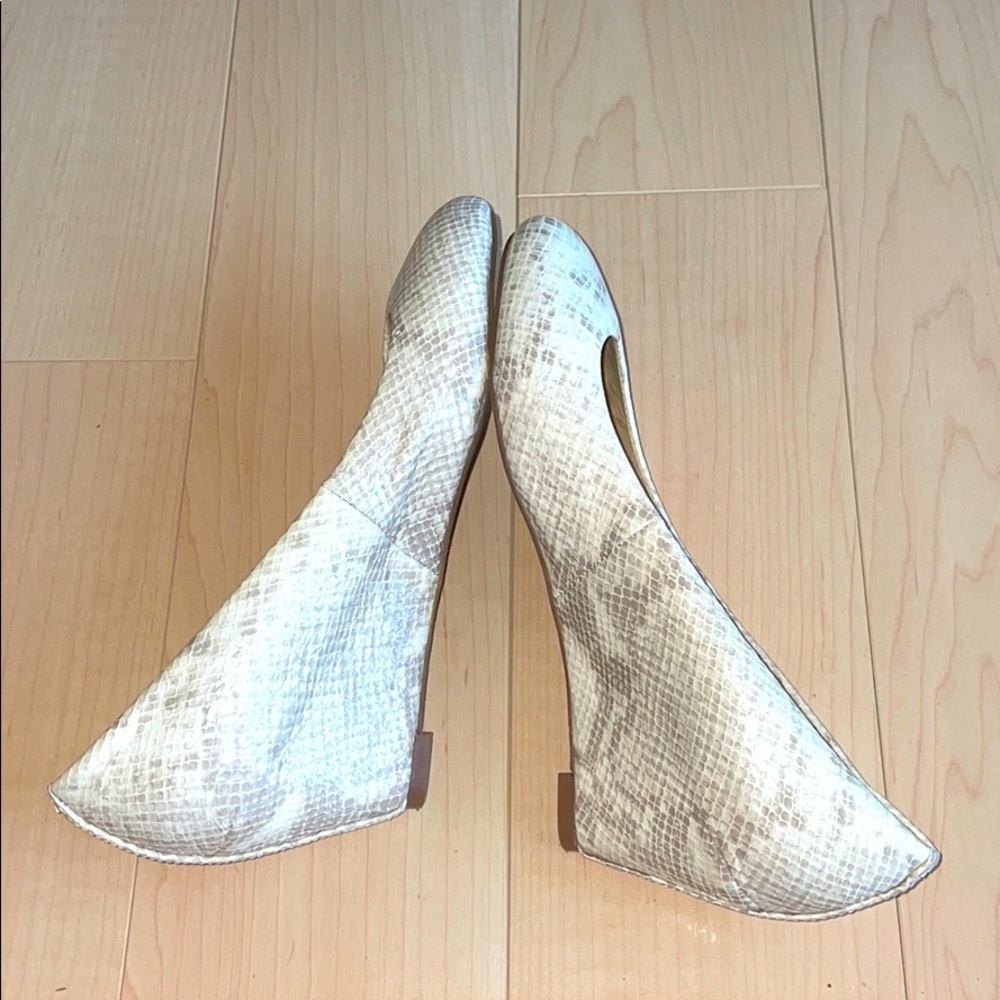 Genuine leather, snakeskin pattern Aldo wedges